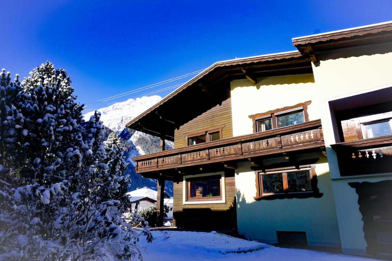 Berghaus Praxmarer Villa Längenfeld Buitenkant foto